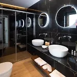 Golden Bay Luxury And 4* Chrisi Akti (Paros)