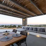 Golden Bay Luxury And 4* Chrisi Akti (Paros)
