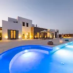 Golden Bay Luxury And 4* Chrisi Akti (Paros)