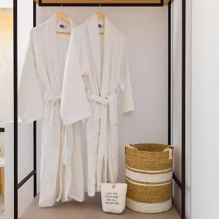 Appart hôtel Golden Bay Luxury And 4*