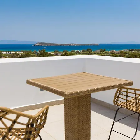 Ξενοδοχείο με διαμερίσματα Golden Bay Luxury And 4*