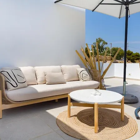Hotel apartamentowy Golden Bay Luxury And Chrisi Akti (Paros)