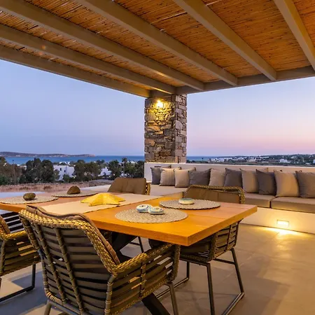 Golden Bay Luxury And Apartahotel Chrisi Akti (Paros)