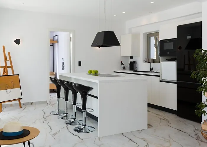 Lejlighedshotel Golden Bay Luxury And 4*