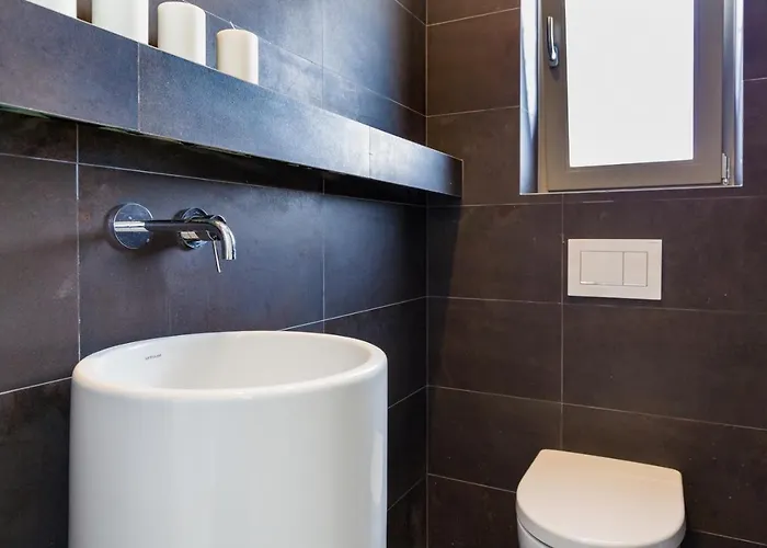 Golden Bay Luxury And Aparthotel 4*