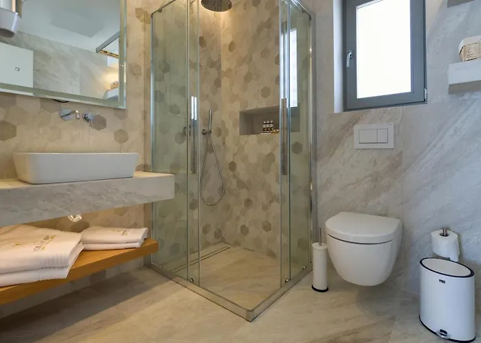 Lejlighedshotel Golden Bay Luxury And Chrisi Akti (Paros)