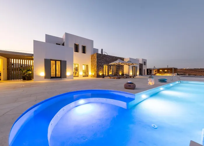 Golden Bay Luxury And 4* Chrisi Akti (Paros)