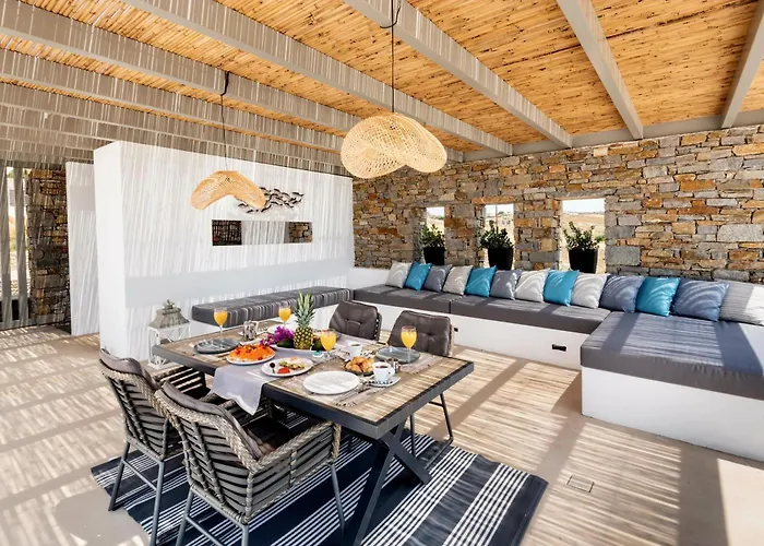 Golden Bay Luxury And 4* Chrisi Akti (Paros)